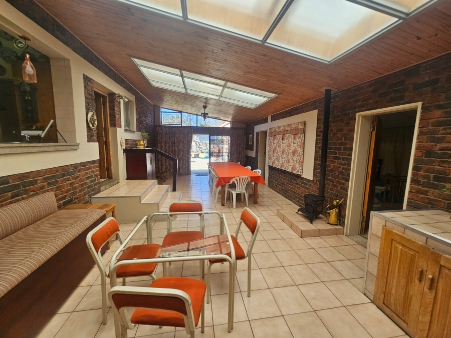 5 Bedroom Property for Sale in Panorama Free State